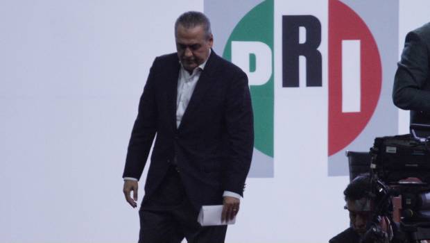PRI manlio-izquierda
