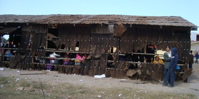 escuelas-carton2