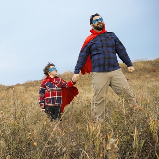 heroe-padre-campo