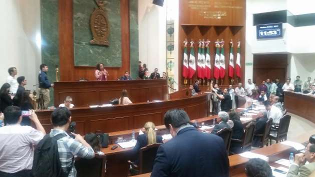 menos-diputados